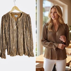 Crown & Ivy L Gold Metallic Pleated Ruffle Sleeve Blouse